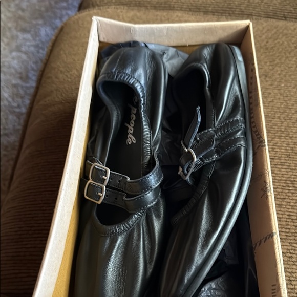 Free People Black Mary Jane Flats - Picture 4 of 4